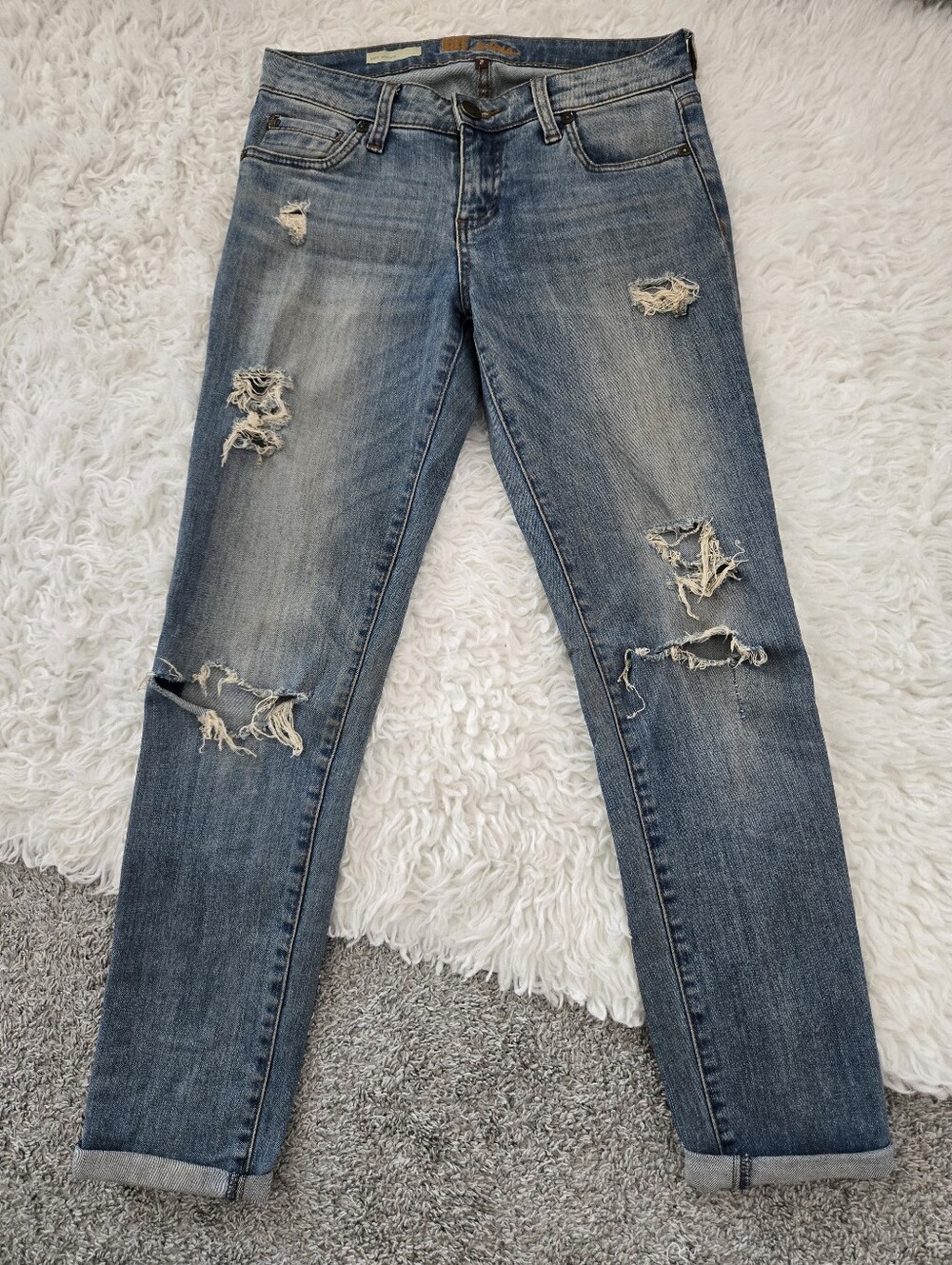 KUT from the Kloth Katy Boyfriend Jeans size 2.